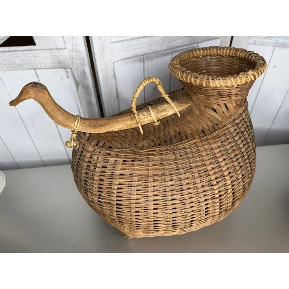 Handmade duck handle